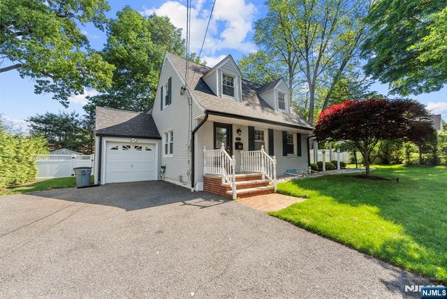 200 Hillside Avenue, River Edge, NJ 07661