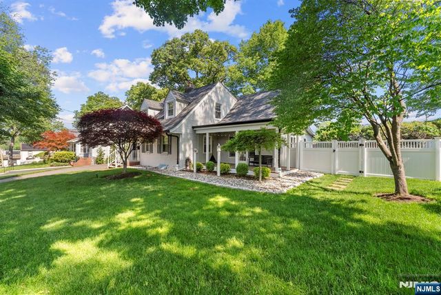 200 Hillside Avenue, River Edge, NJ 07661