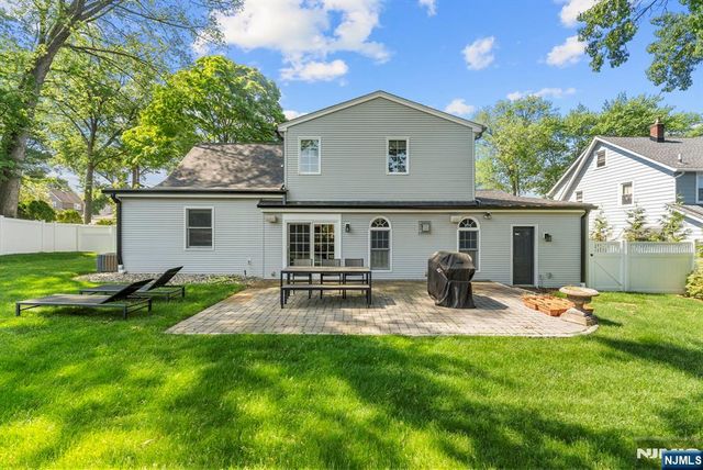 200 Hillside Avenue, River Edge, NJ 07661