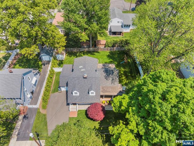 200 Hillside Avenue, River Edge, NJ 07661