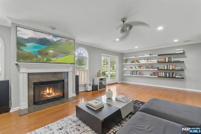 200 Hillside Avenue, River Edge, NJ 07661