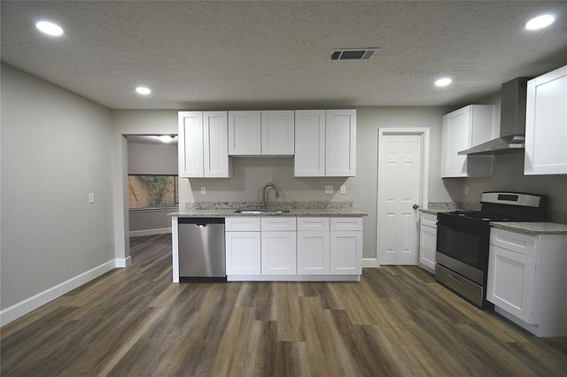 8535 Tilgham Street, Houston, TX 77029