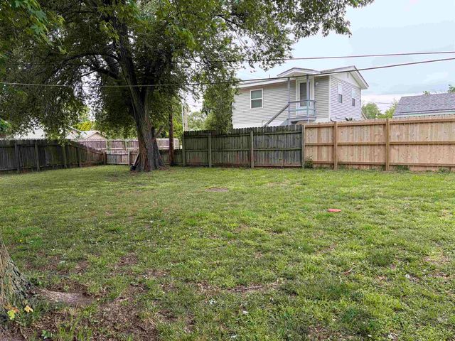 1721 S FERN STREET, Wichita, KS 67213