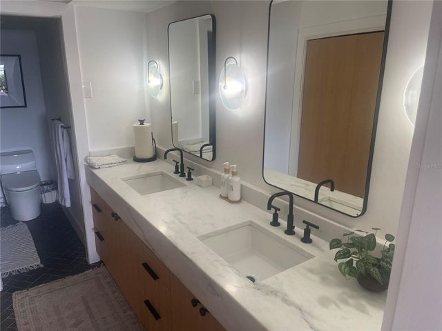 2 ADALIA AVENUE 302, Tampa, FL 33606