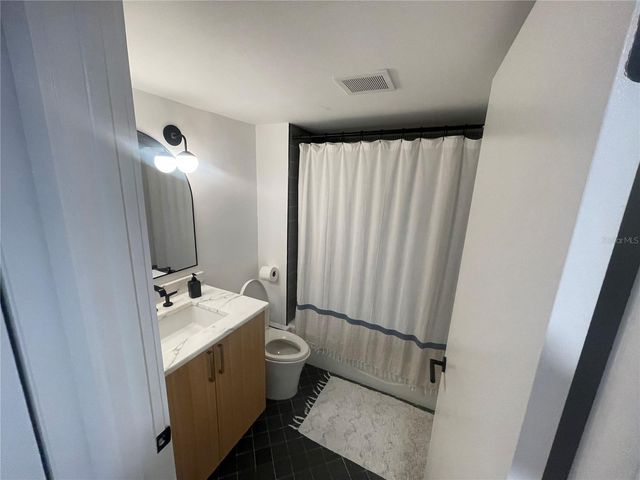 2 ADALIA AVENUE 302, Tampa, FL 33606