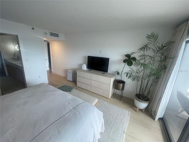 2 ADALIA AVENUE 302, Tampa, FL 33606
