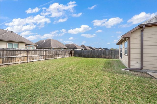 15471 Baker Meadow Loop, College Station, TX 77845
