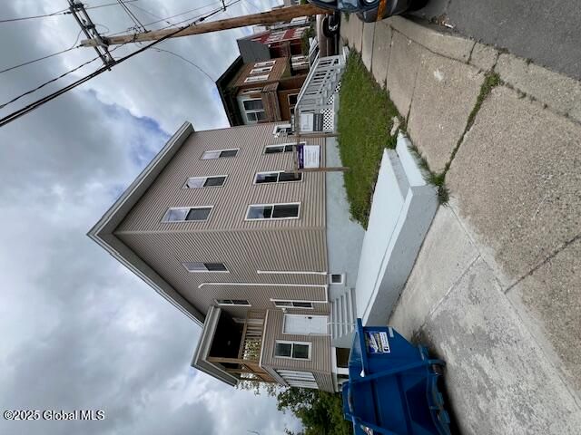 38 Glen Avenue, Amsterdam, NY 12010