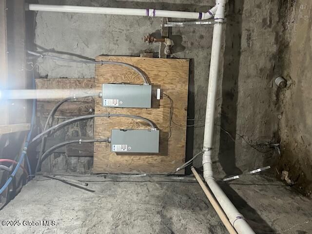 38 Glen Avenue, Amsterdam, NY 12010