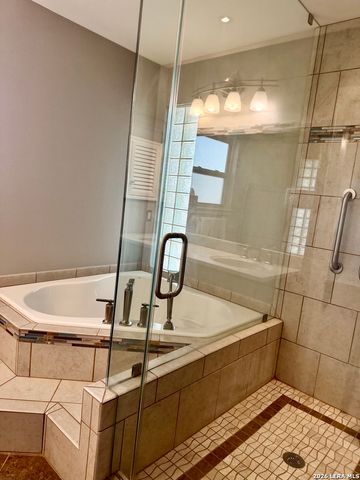 437 Sagecrest, San Antonio, TX 78232