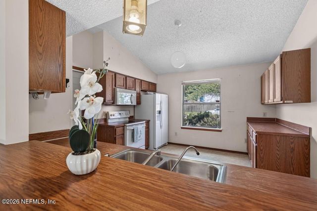 639 PURCELL Drive, Jacksonville, FL 32221