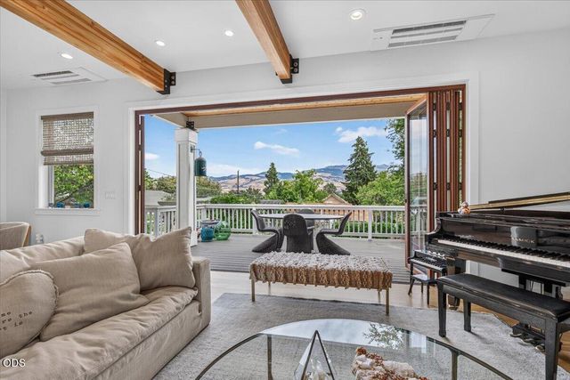 533 Fairview Street, Ashland, OR 97520