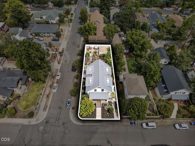 533 Fairview Street, Ashland, OR 97520