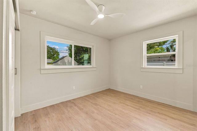 3946 HELENA STREET NE, St Petersburg, FL 33703