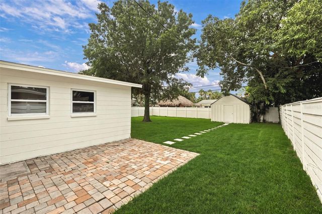 3946 HELENA STREET NE, St Petersburg, FL 33703