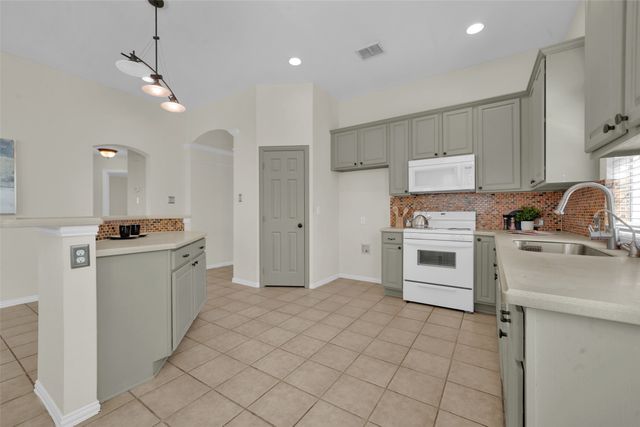 3833 Windward Drive, The Colony, TX 75056