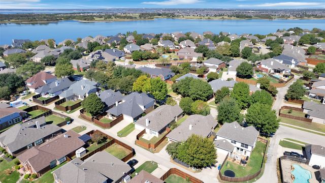 3833 Windward Drive, The Colony, TX 75056