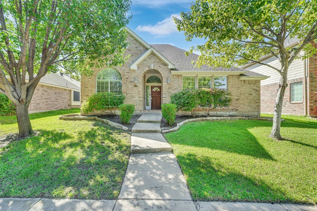 3833 Windward Drive, The Colony, TX 75056
