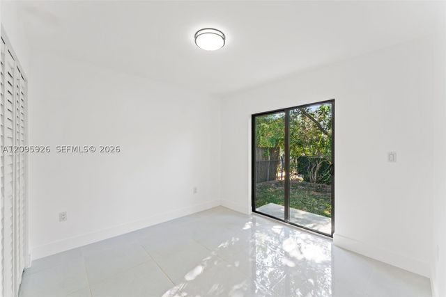 1556 NW 68th Ter, Miami, FL 33147