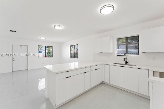 1556 NW 68th Ter, Miami, FL 33147