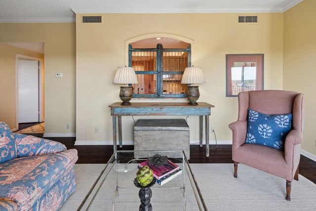 475 N Highland St Apt 11C, Memphis, TN 38122