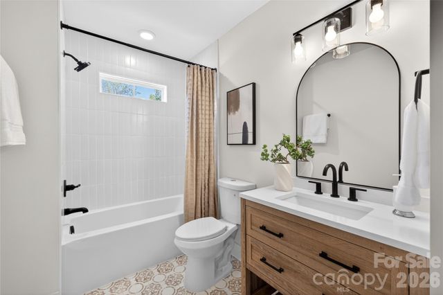 309 W Gold Street, Kings Mountain, NC 28086