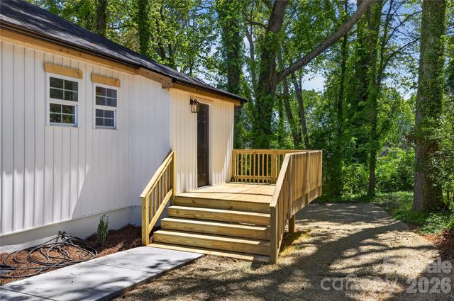 309 W Gold Street, Kings Mountain, NC 28086