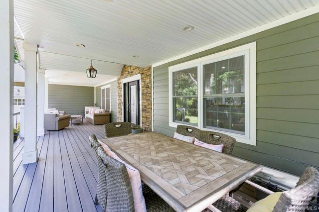 5 Cricket Hollow Road, Setauket, NY 11733