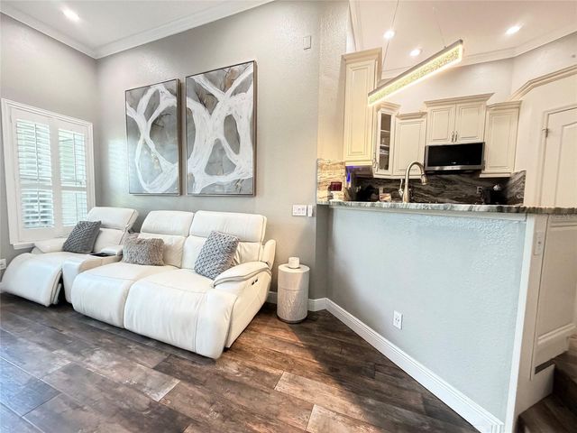 756 CORAL REEF DRIVE, Tampa, FL 33602