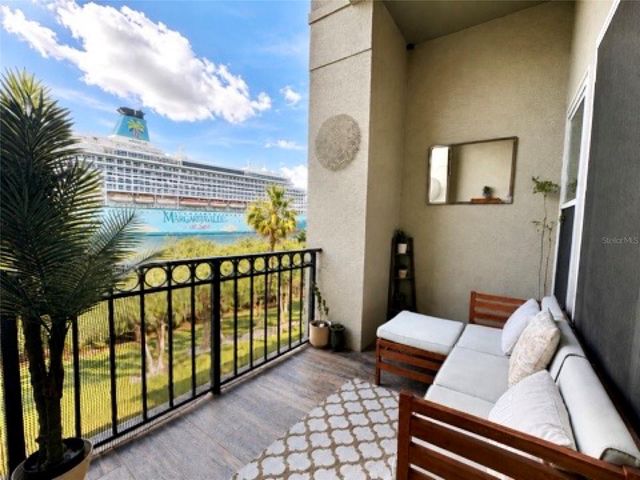 756 CORAL REEF DRIVE, Tampa, FL 33602