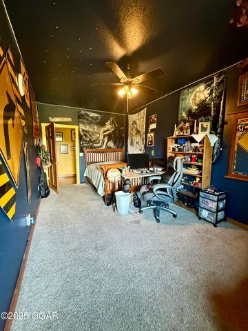 16133 Overlook Lane, Neosho, MO 64850