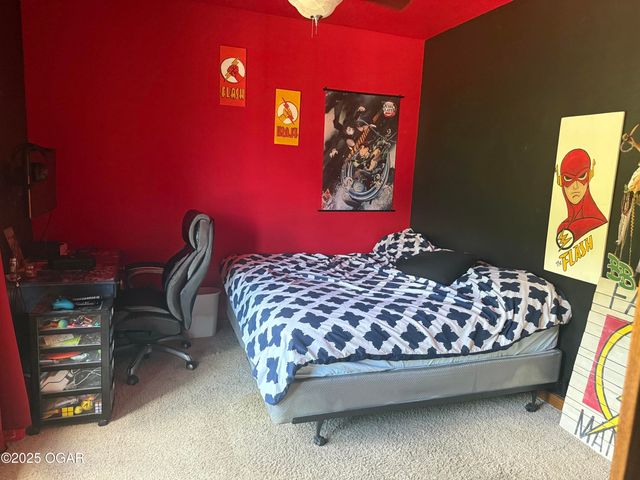 16133 Overlook Lane, Neosho, MO 64850