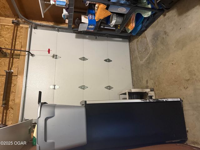 16133 Overlook Lane, Neosho, MO 64850