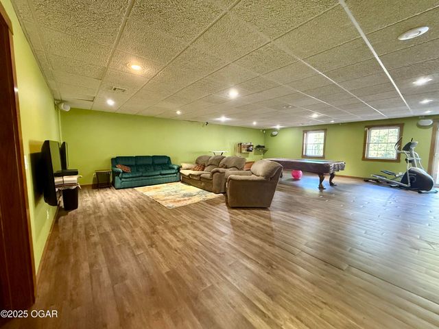 16133 Overlook Lane, Neosho, MO 64850