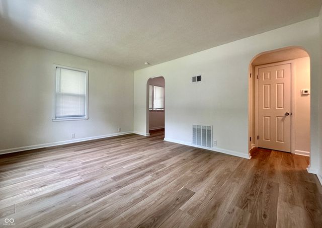 3461 Kansas Street, Indianapolis, IN 46241