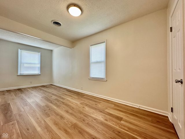 3461 Kansas Street, Indianapolis, IN 46241