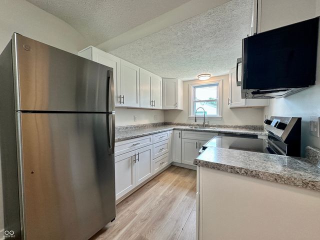 3461 Kansas Street, Indianapolis, IN 46241