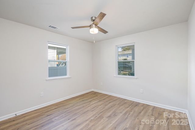 429 Dare Drive, Charlotte, NC 28206