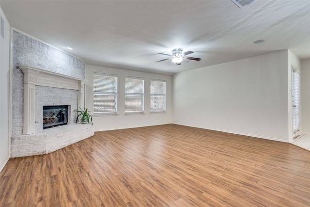 712 Hardwood Drive, Mckinney, TX 75069