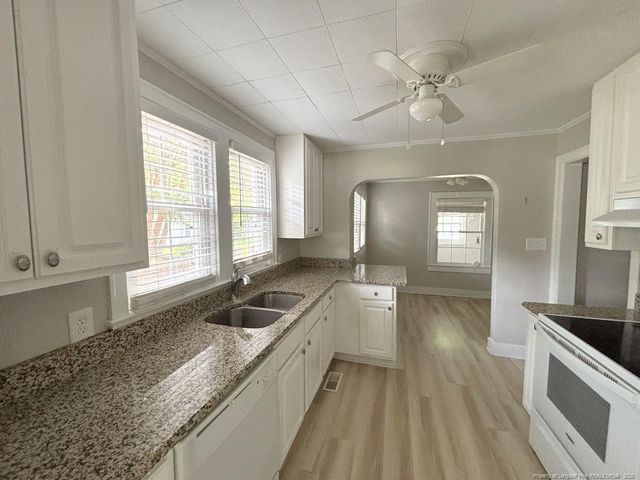 1516 Fort Bragg Road A, Fayetteville, NC 28305