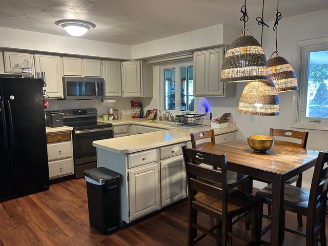 8950 Hoover Road, Rock Falls, IL 61071