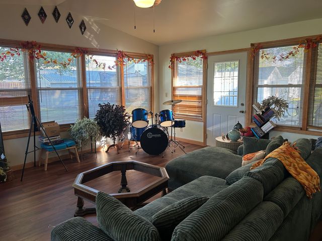 8950 Hoover Road, Rock Falls, IL 61071