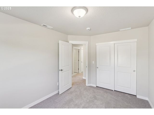 13437 Ne 86th St, Vancouver, WA 98682