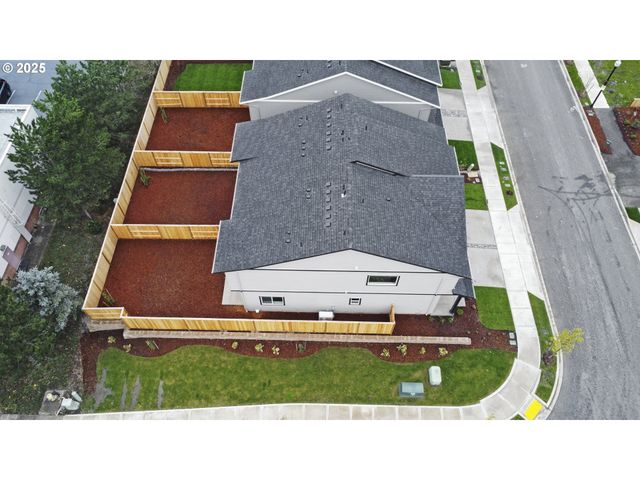 13437 Ne 86th St, Vancouver, WA 98682