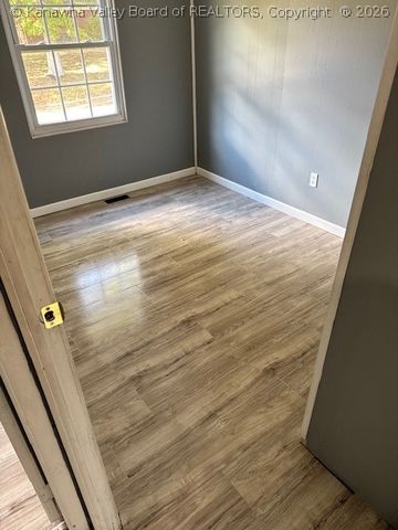 218 Melrose Drive, Hurricane, WV 25526