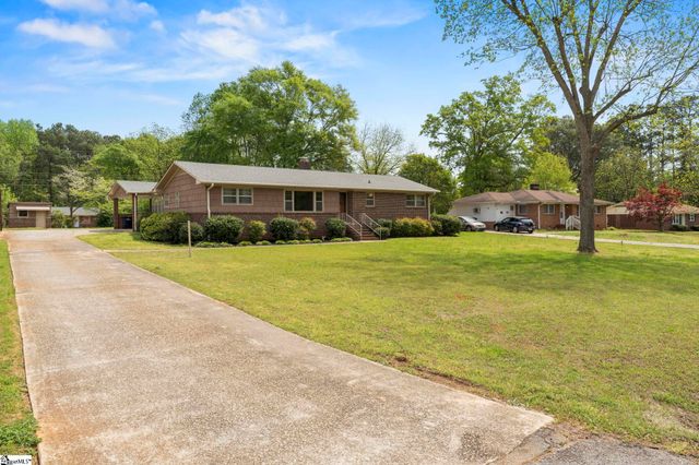 305 Nelson Drive, Anderson, SC 29621