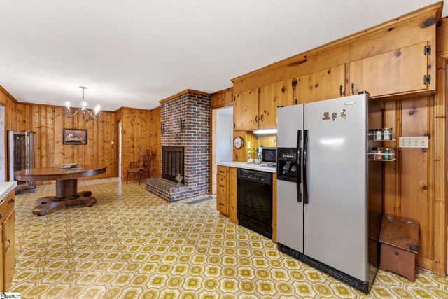 305 Nelson Drive, Anderson, SC 29621