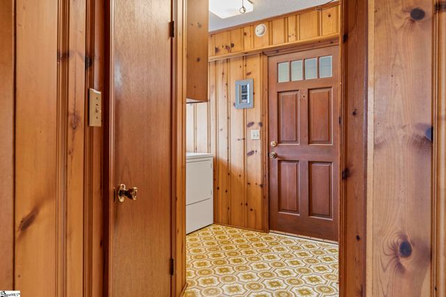 305 Nelson Drive, Anderson, SC 29621