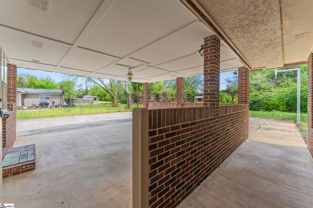 305 Nelson Drive, Anderson, SC 29621