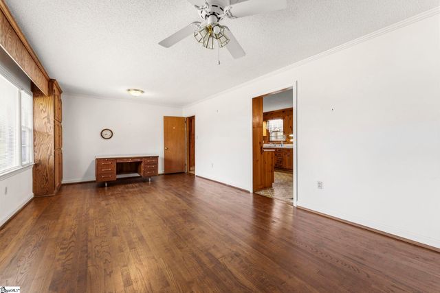 305 Nelson Drive, Anderson, SC 29621